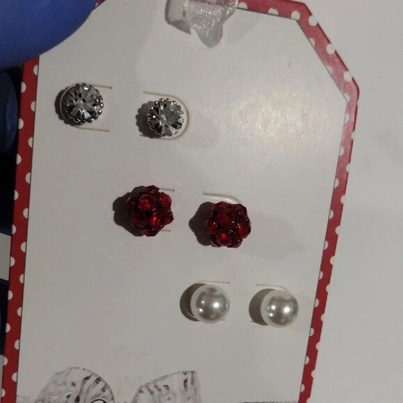 Crystal Pearl Ball Red and Silver Stud Earrings Earrings Set - Women's Fashion - Picture 6 of 8